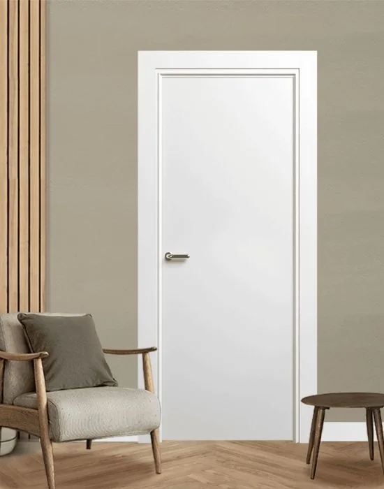 Modelo 01, puerta lacada lisa, en su habitación de muestra
